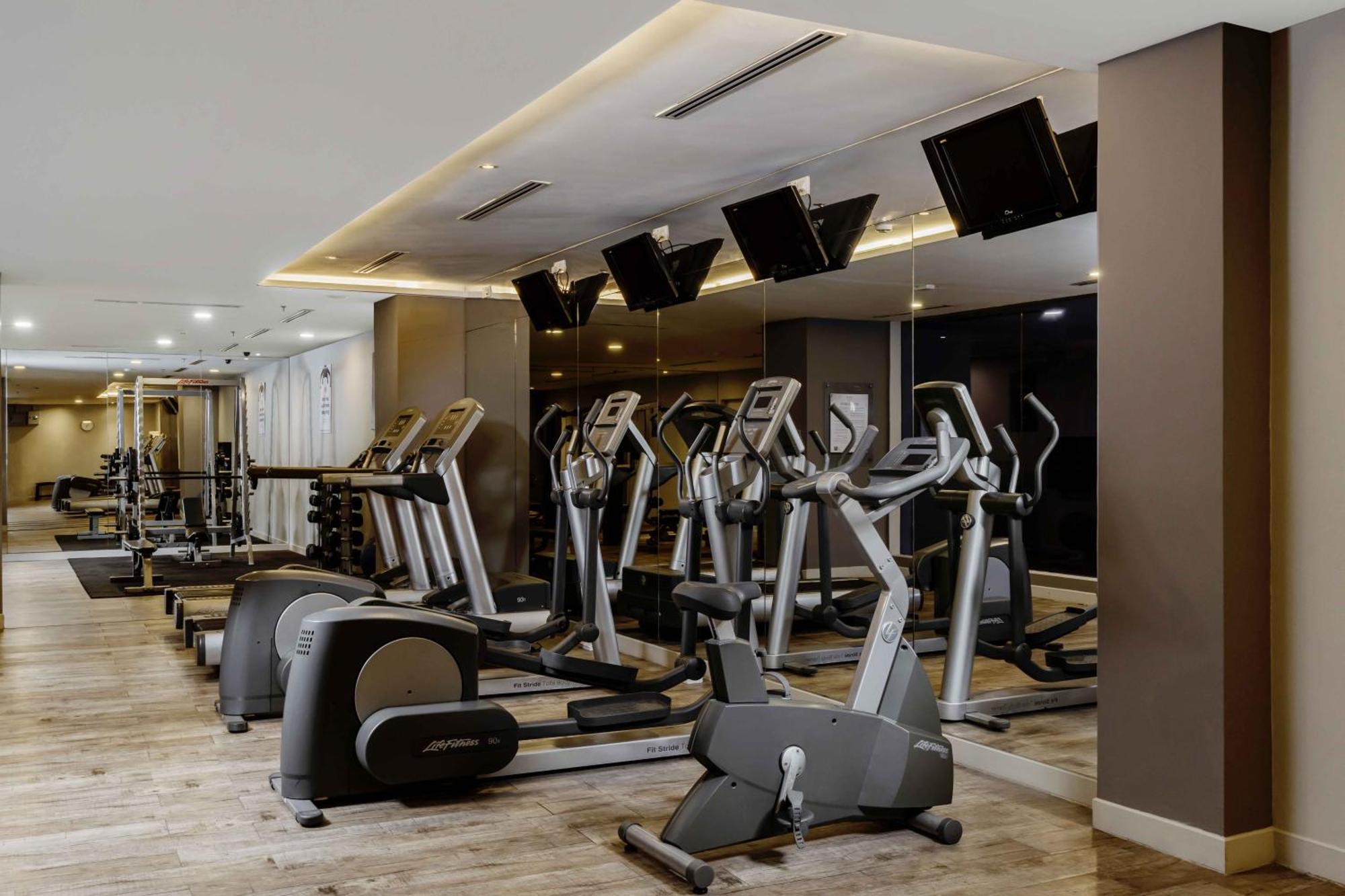 Melia Kuala Lumpur Otel Dış mekan fotoğraf